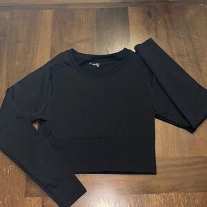 Offline Aerie SEAMLESS Cropped Black Long Sleeve Shirt Size Small